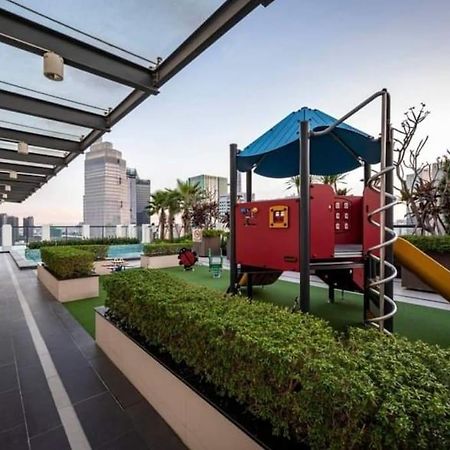 The Rixx Downtown Apartment@D1/Pool/Gym/Operahouse Thành Pho Ho Chí Minh Esterno foto