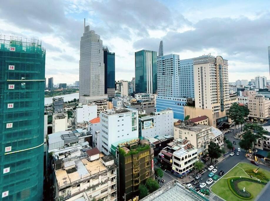 The Rixx Downtown Apartment@D1/Pool/Gym/Operahouse Thành Pho Ho Chí Minh Esterno foto