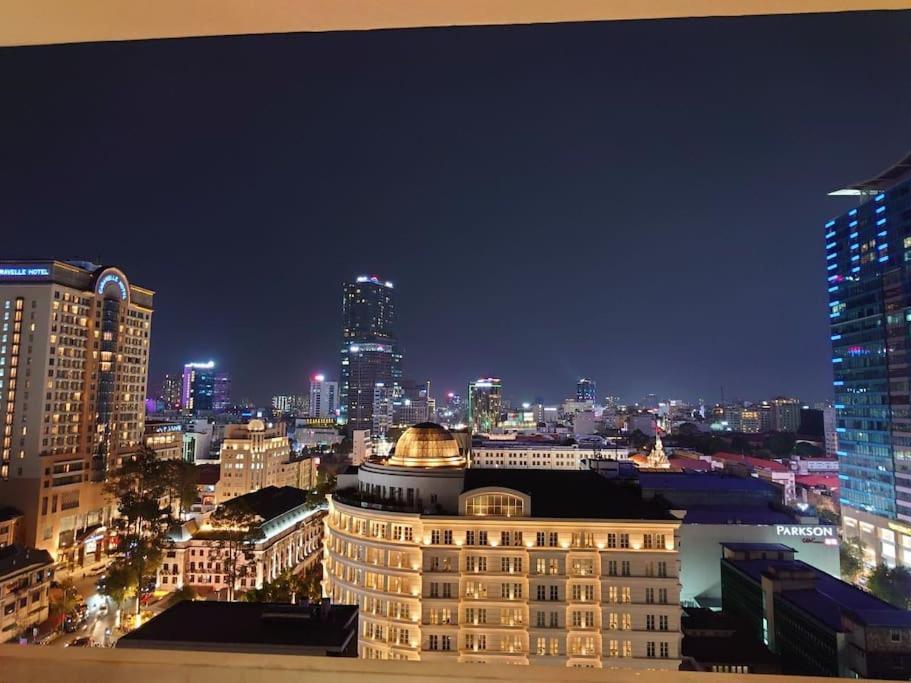 The Rixx Downtown Apartment@D1/Pool/Gym/Operahouse Thành Pho Ho Chí Minh Esterno foto