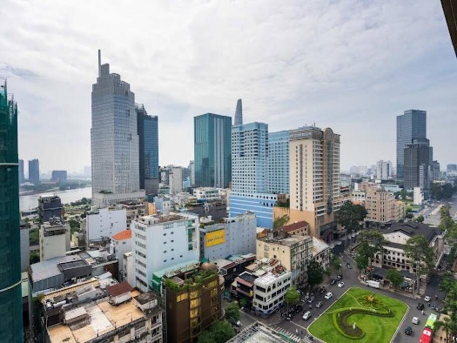The Rixx Downtown Apartment@D1/Pool/Gym/Operahouse Thành Pho Ho Chí Minh Esterno foto