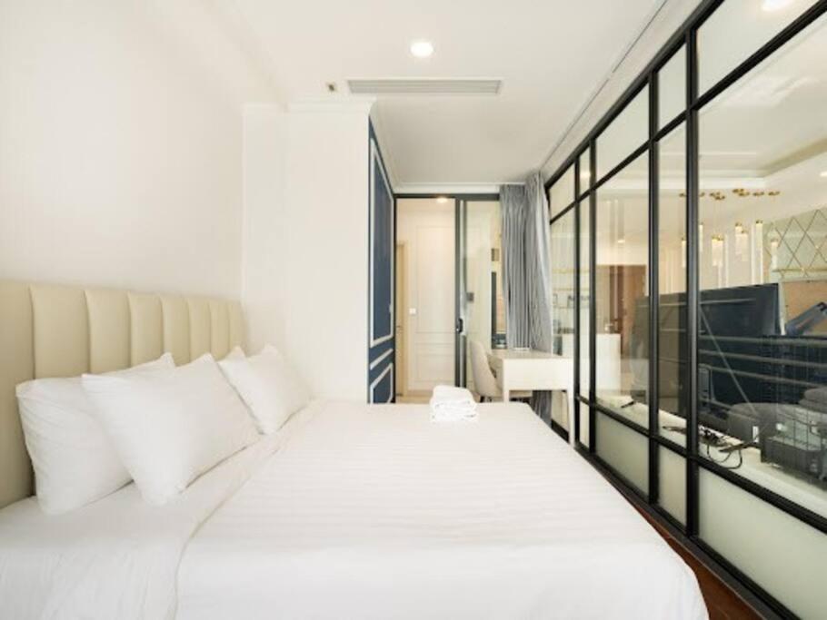 The Rixx Downtown Apartment@D1/Pool/Gym/Operahouse Thành Pho Ho Chí Minh Esterno foto